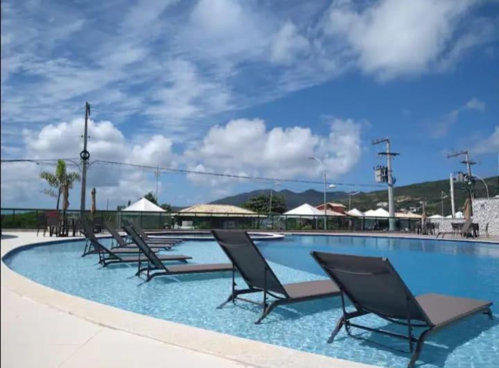 Cobertura Pé na Areia com piscina privativa - Praia dos Anjos Arraial do Cabo Esterno foto