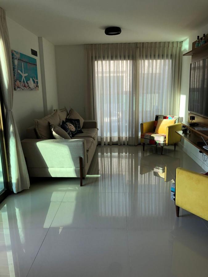 Cobertura Pé na Areia com piscina privativa - Praia dos Anjos Arraial do Cabo Esterno foto