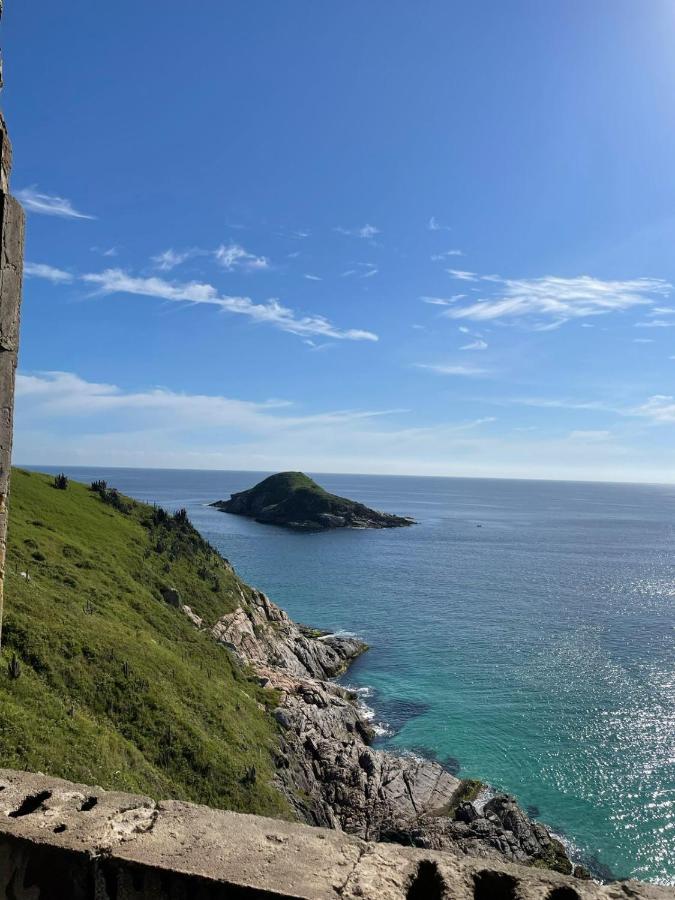 Cobertura Pé na Areia com piscina privativa - Praia dos Anjos Arraial do Cabo Esterno foto