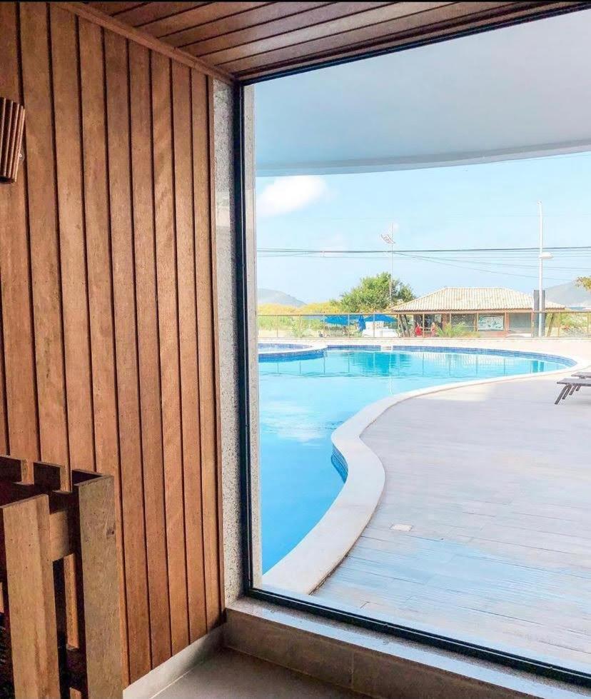 Cobertura Pé na Areia com piscina privativa - Praia dos Anjos Arraial do Cabo Esterno foto